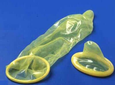 Un preservativo classico, del tipo più diffuso